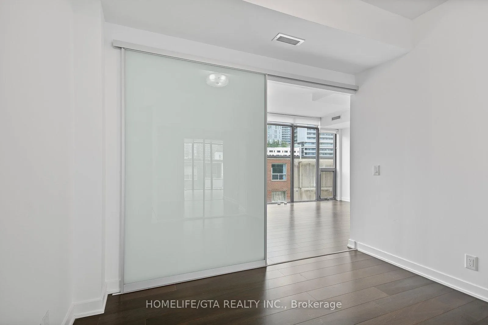 Photo 17 of Unit 709, 15 Beverley Street, Toronto, Kensington-Chinatown — HOMEH