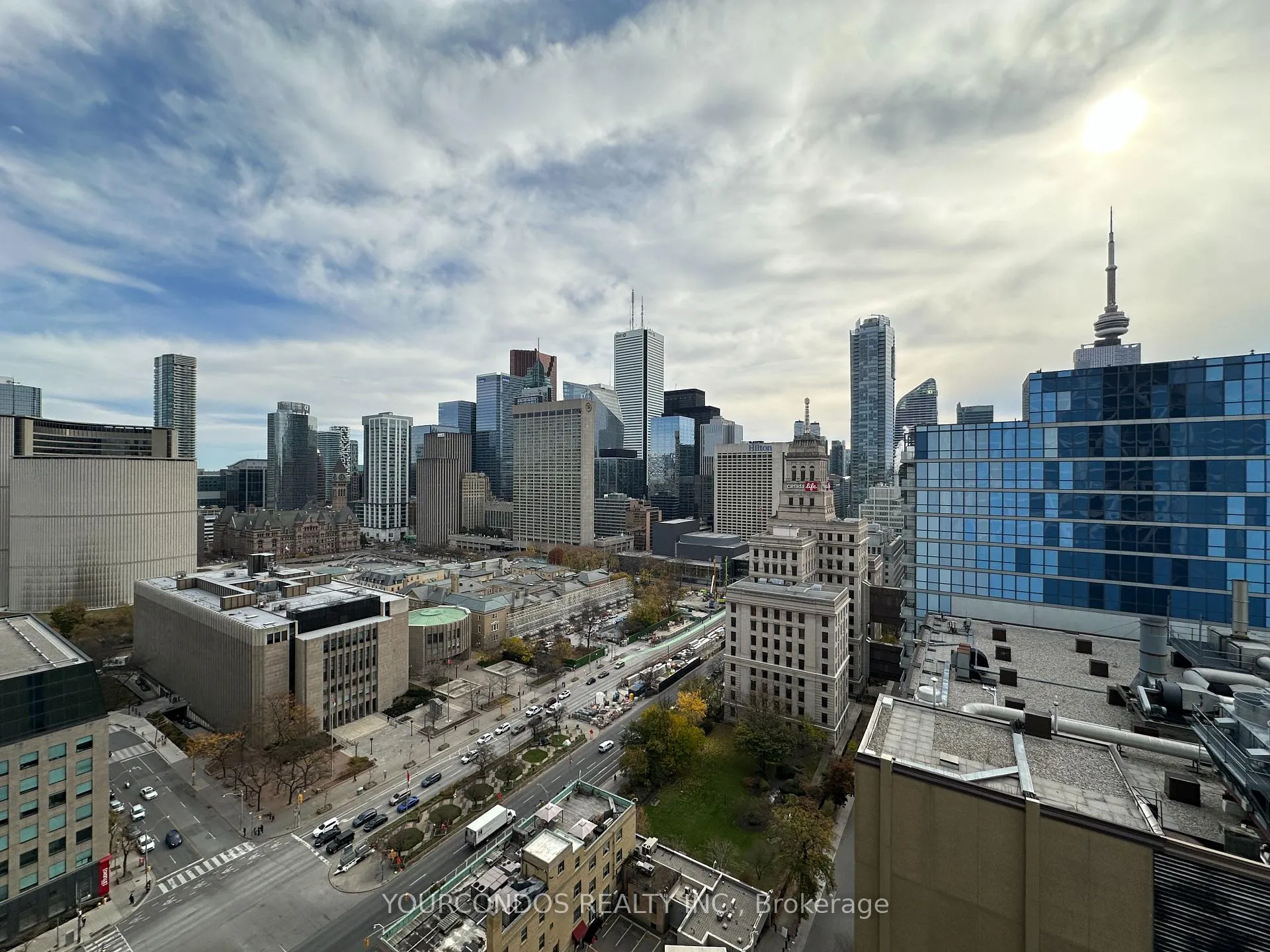 Photo 12 of Unit 2114, 230 Simcoe Street, Toronto, Kensington-Chinatown — HOMEH