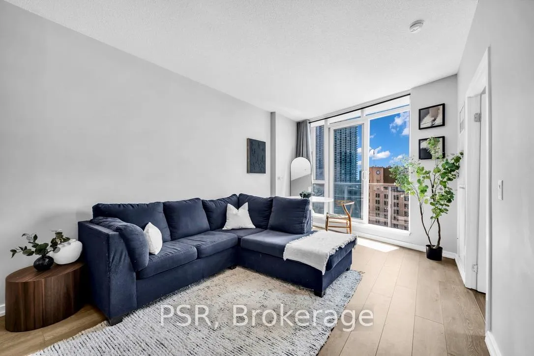 Photo 8 of Unit 1206, 218 Queens Quay W, Toronto, Waterfront Communities — HOMEH