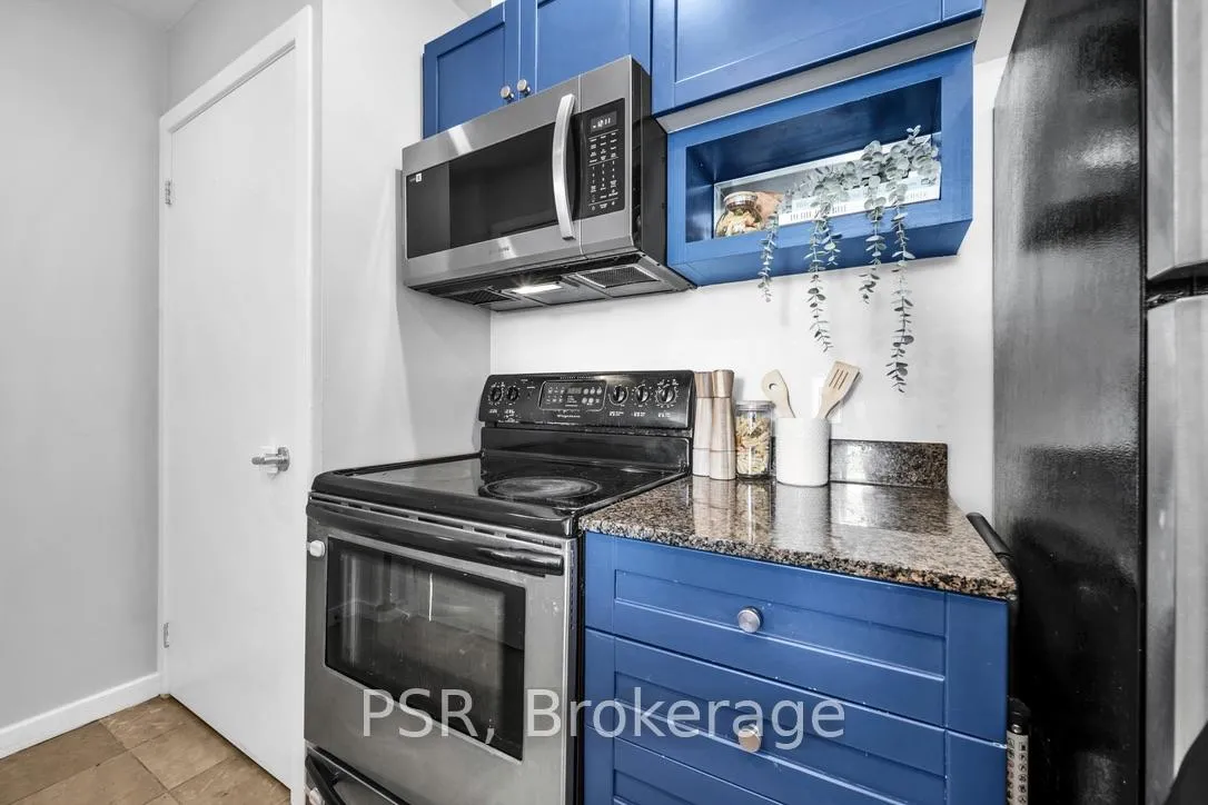 Photo 15 of Unit 1206, 218 Queens Quay W, Toronto, Waterfront Communities — HOMEH