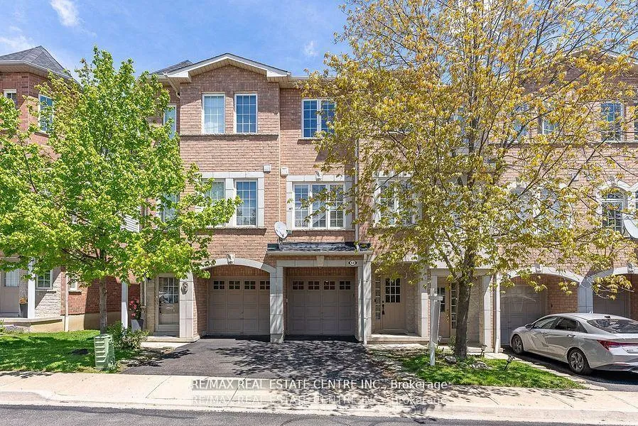 Front of Unit 13, 3071 Treadwells Drive