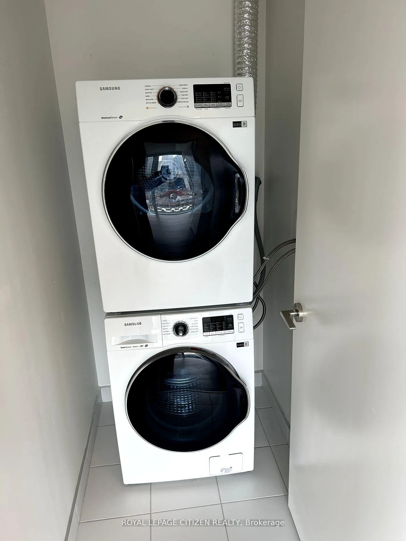 Photo 14 of Unit 2501, 158 Front St Street E, Toronto, Moss Park — HOMEH
