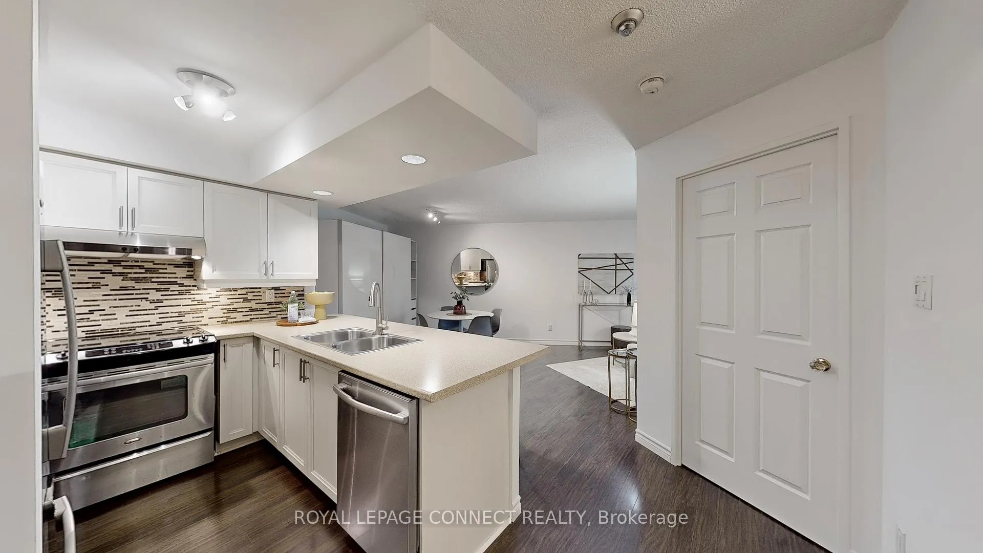 Photo 20 of Unit 601, 801 King Street, Toronto, Niagara — HOMEH