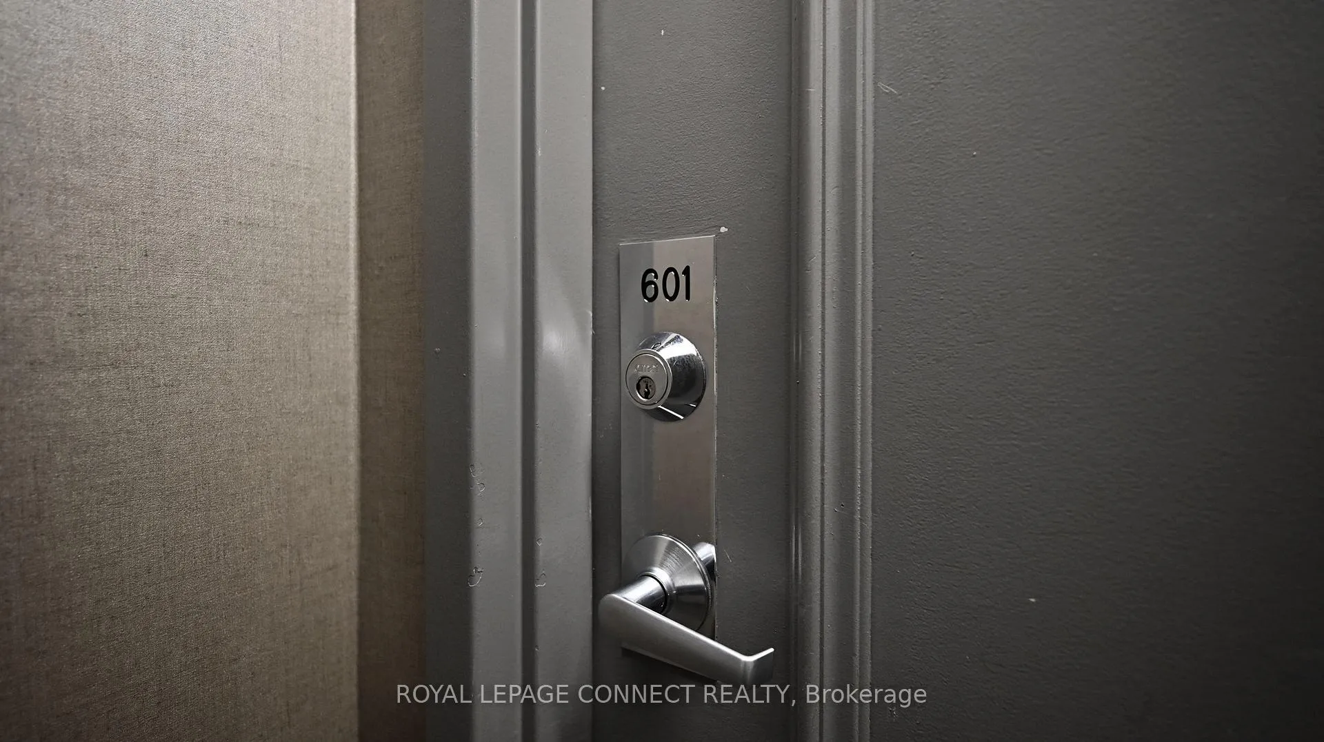 Photo 31 of Unit 601, 801 King Street, Toronto, Niagara — HOMEH