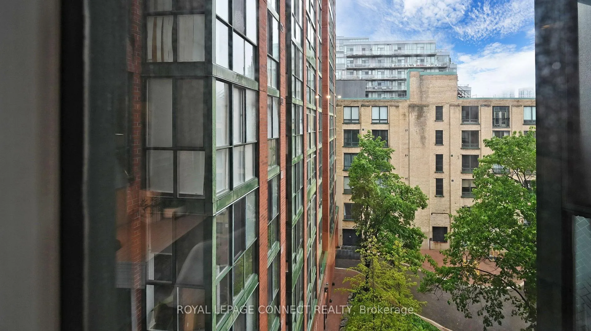 Photo 44 of Unit 601, 801 King Street, Toronto, Niagara — HOMEH