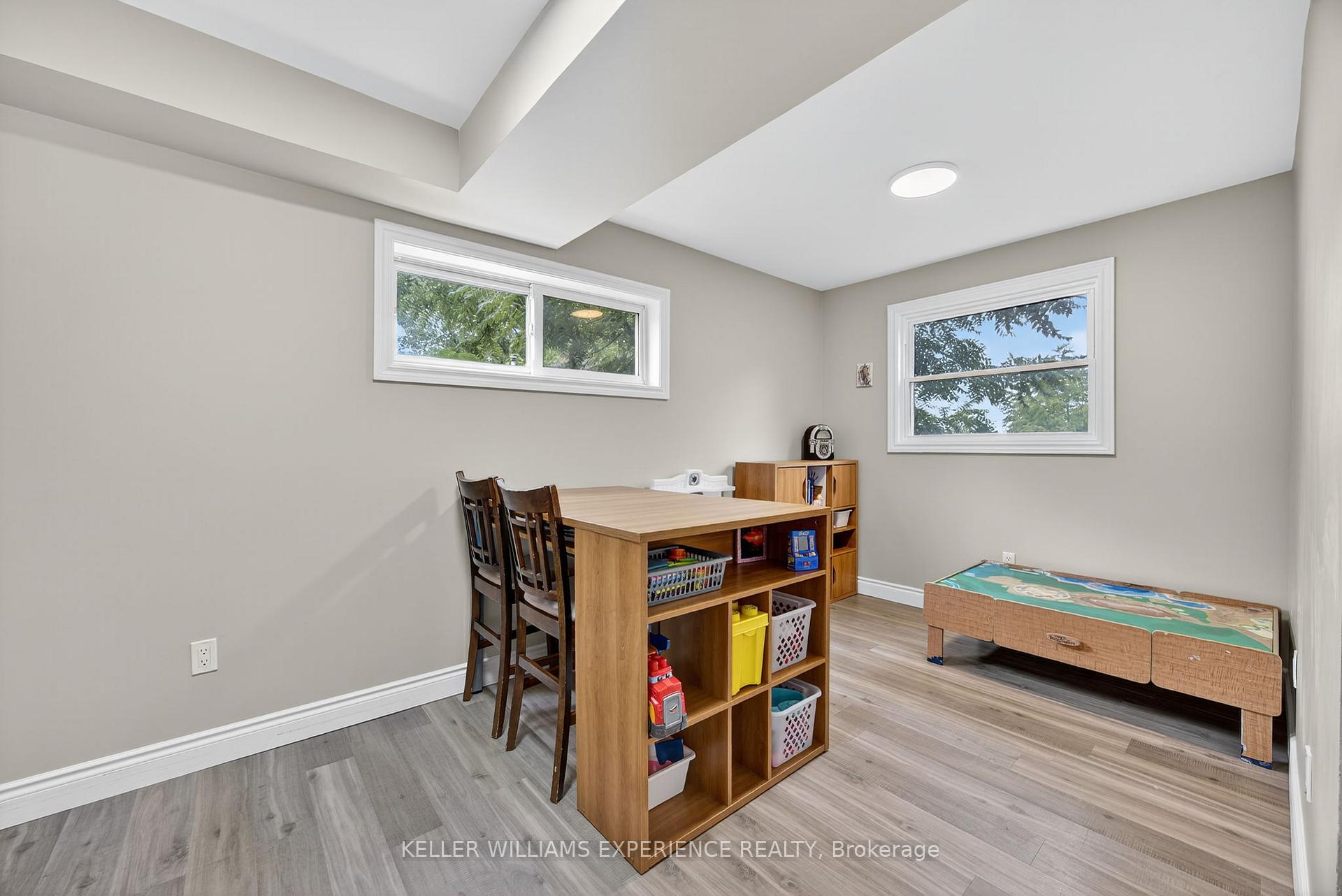 Photo 17 of 18 Murray Street, Barrie, Allandale Heights — HOMEH