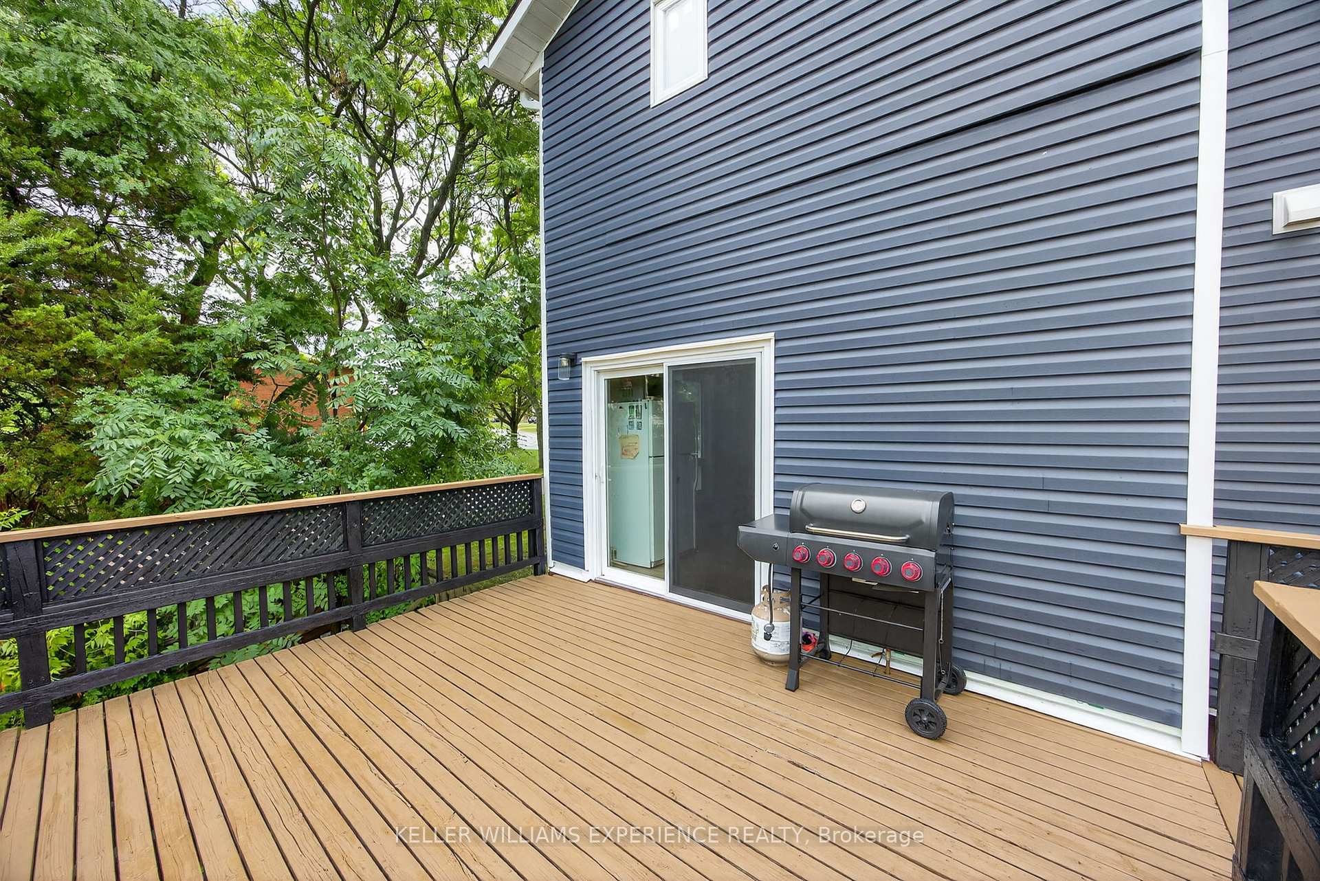Photo 26 of 18 Murray Street, Barrie, Allandale Heights — HOMEH