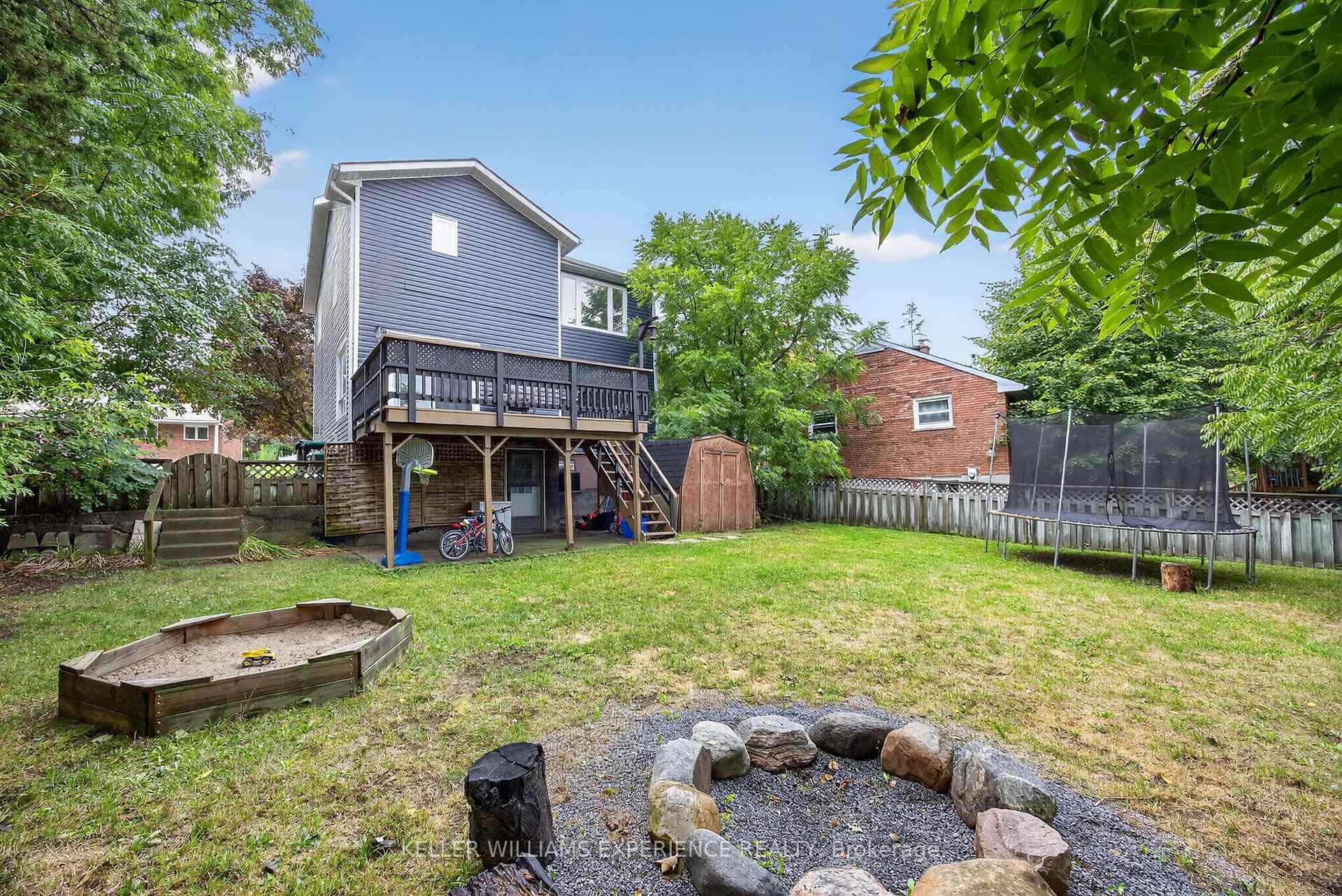 Photo 31 of 18 Murray Street, Barrie, Allandale Heights — HOMEH
