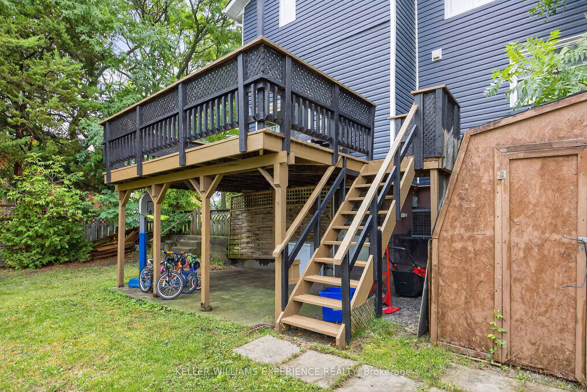 Photo 33 of 18 Murray Street, Barrie, Allandale Heights — HOMEH