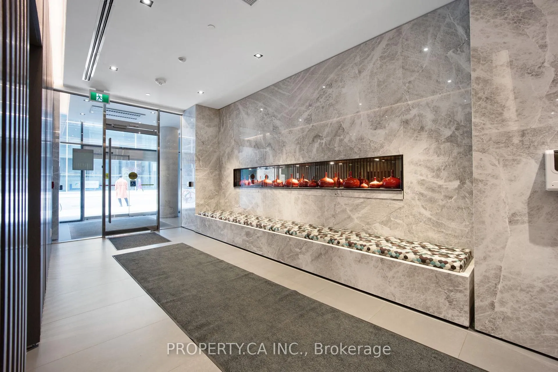 Photo 3 of Unit 1610, 215 Queen Street, Toronto, University — HOMEH