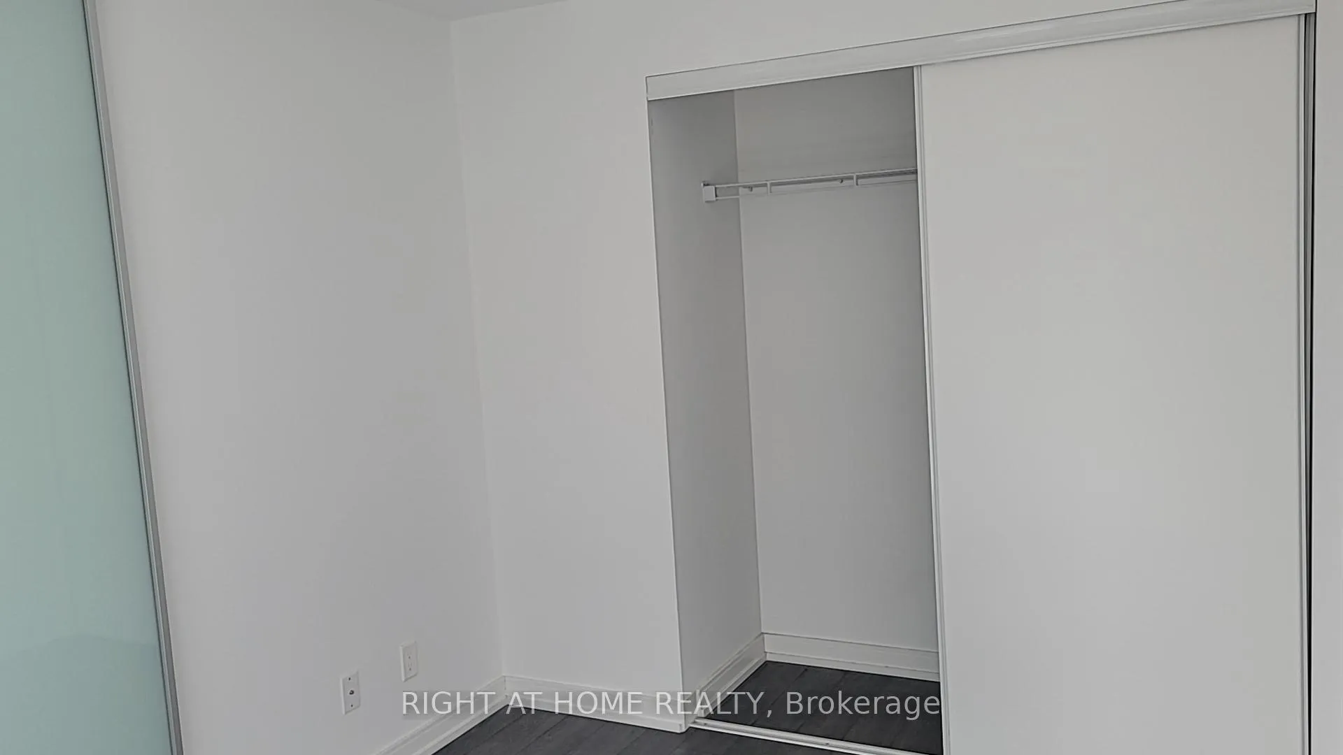 Photo 16 of Unit 1505, 28 Wellesley Street E, Toronto, Church-Yonge Corridor — HOMEH