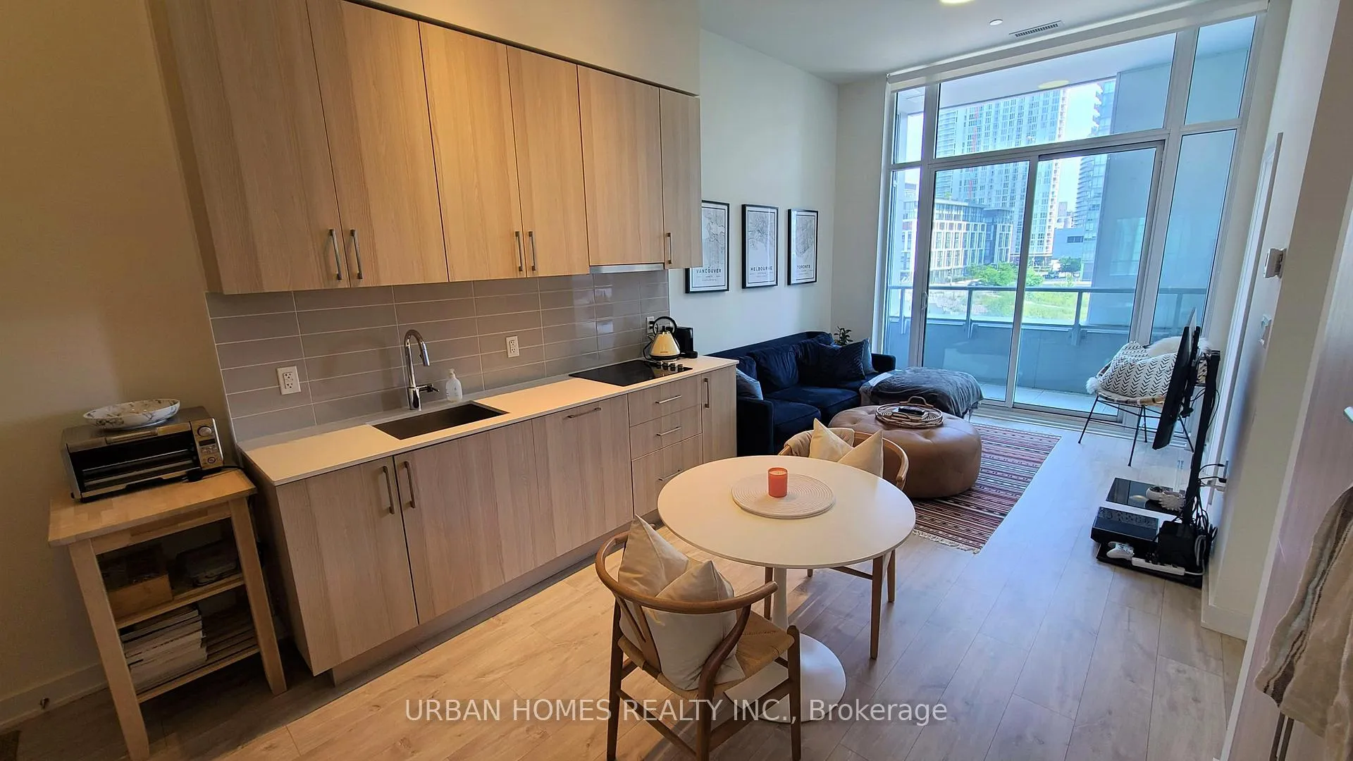 Photo 2 of Unit 207E, 576 Front Street, Toronto, Waterfront Communities — HOMEH