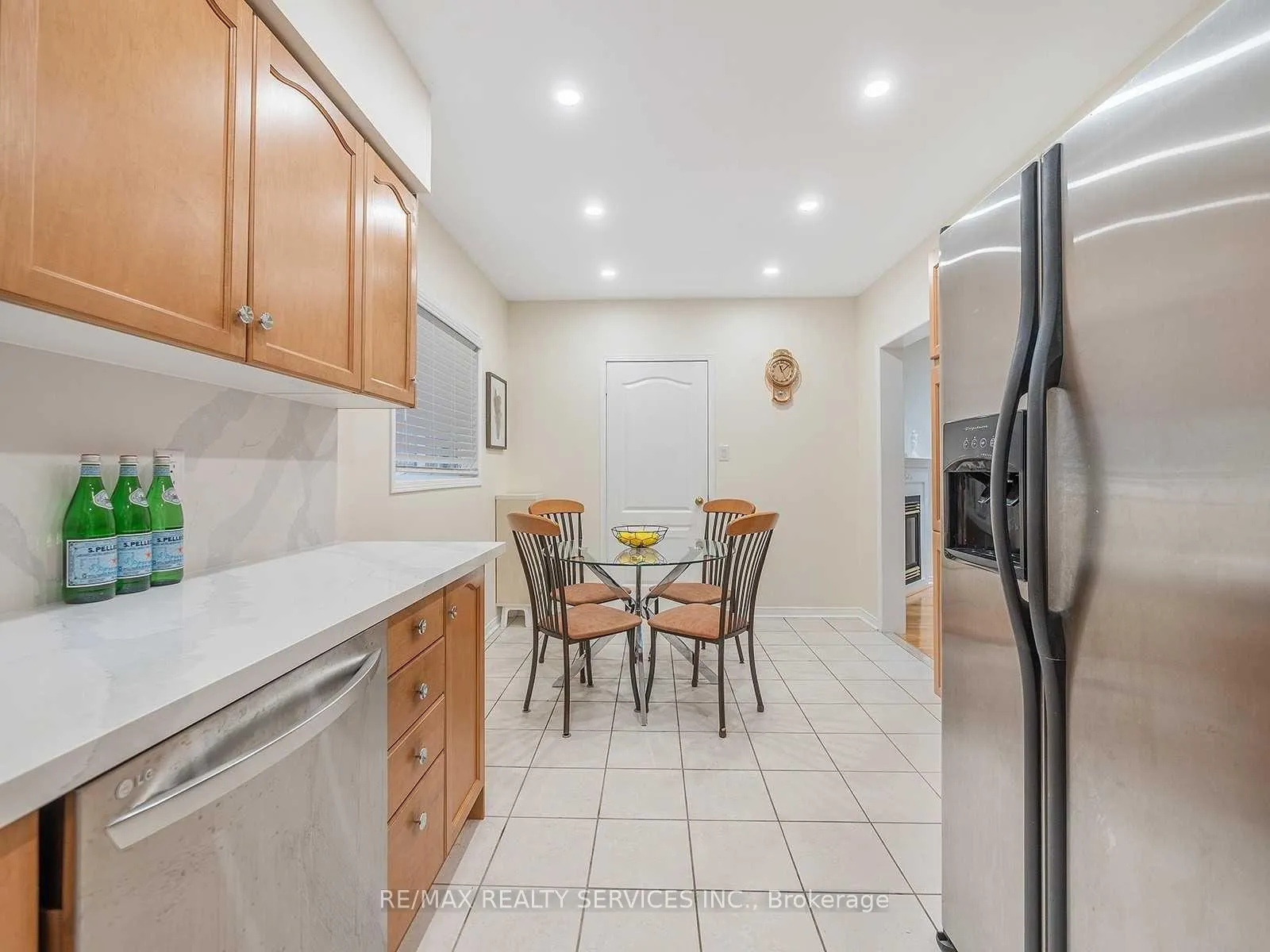 Photo 9 of 1 Pilgrim Place, Brampton, Fletcher's Creek Village — HOMEH