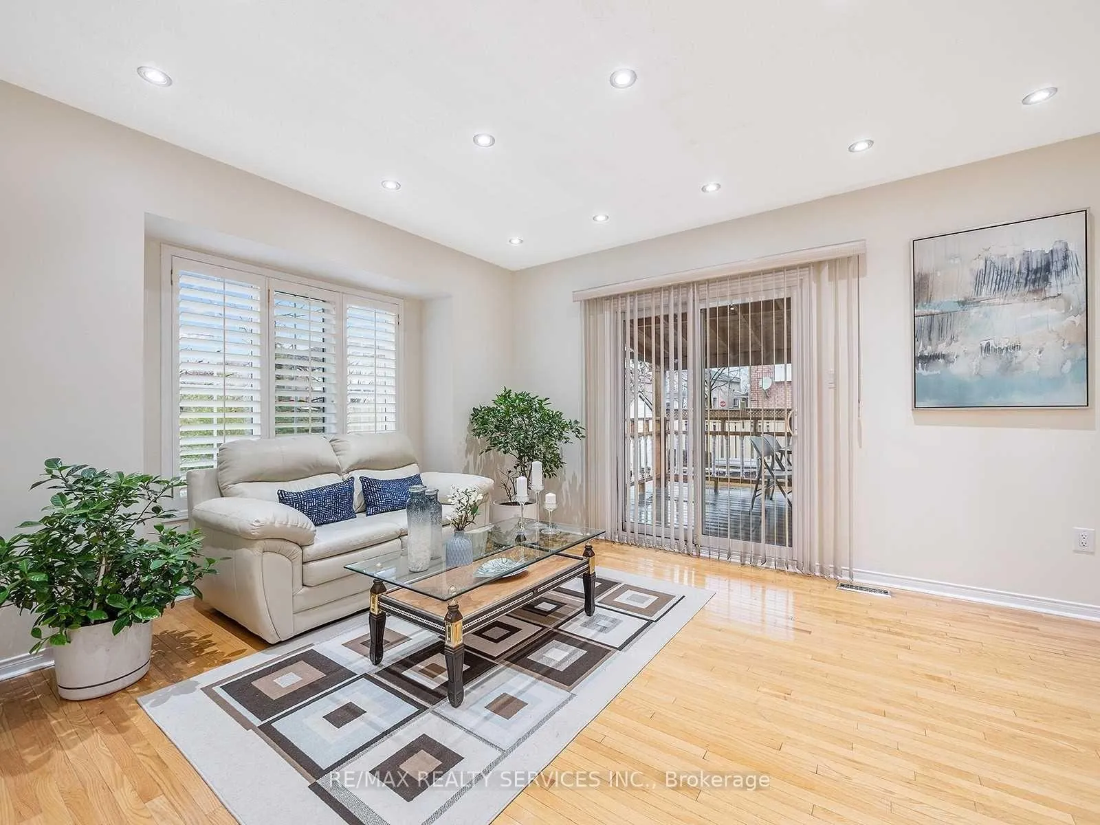 Photo 10 of 1 Pilgrim Place, Brampton, Fletcher's Creek Village — HOMEH
