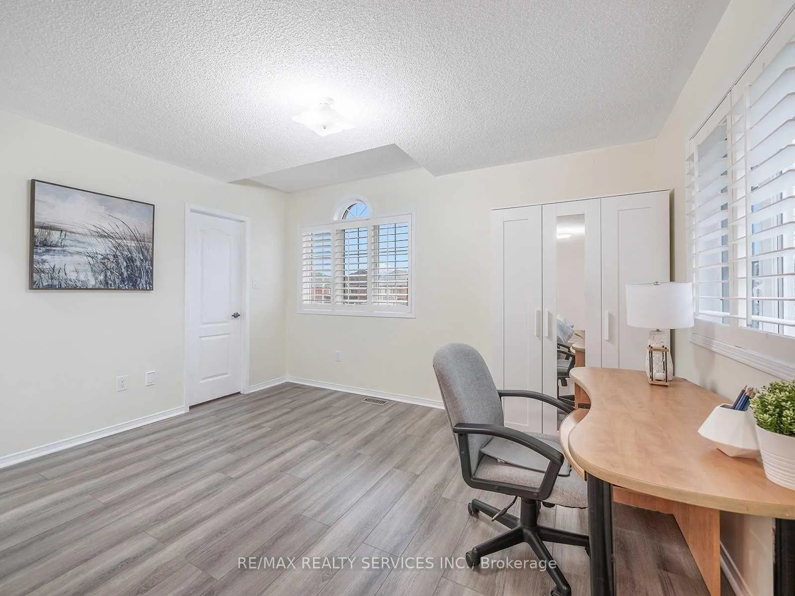 Photo 18 of 1 Pilgrim Place, Brampton, Fletcher's Creek Village — HOMEH