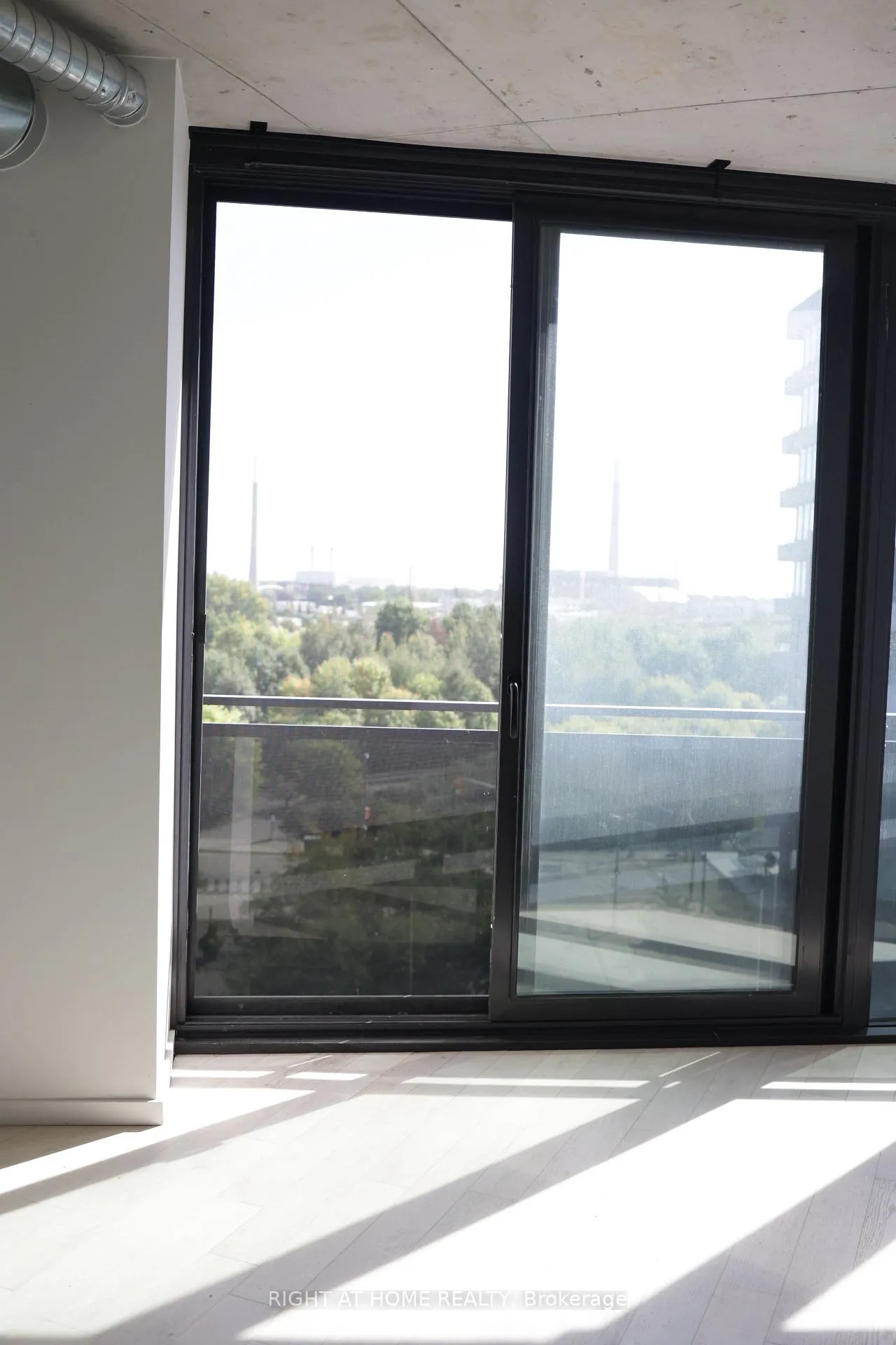 Photo 9 of Unit 714, 21 Lawren Harris Square, Toronto, Waterfront Communities — HOMEH