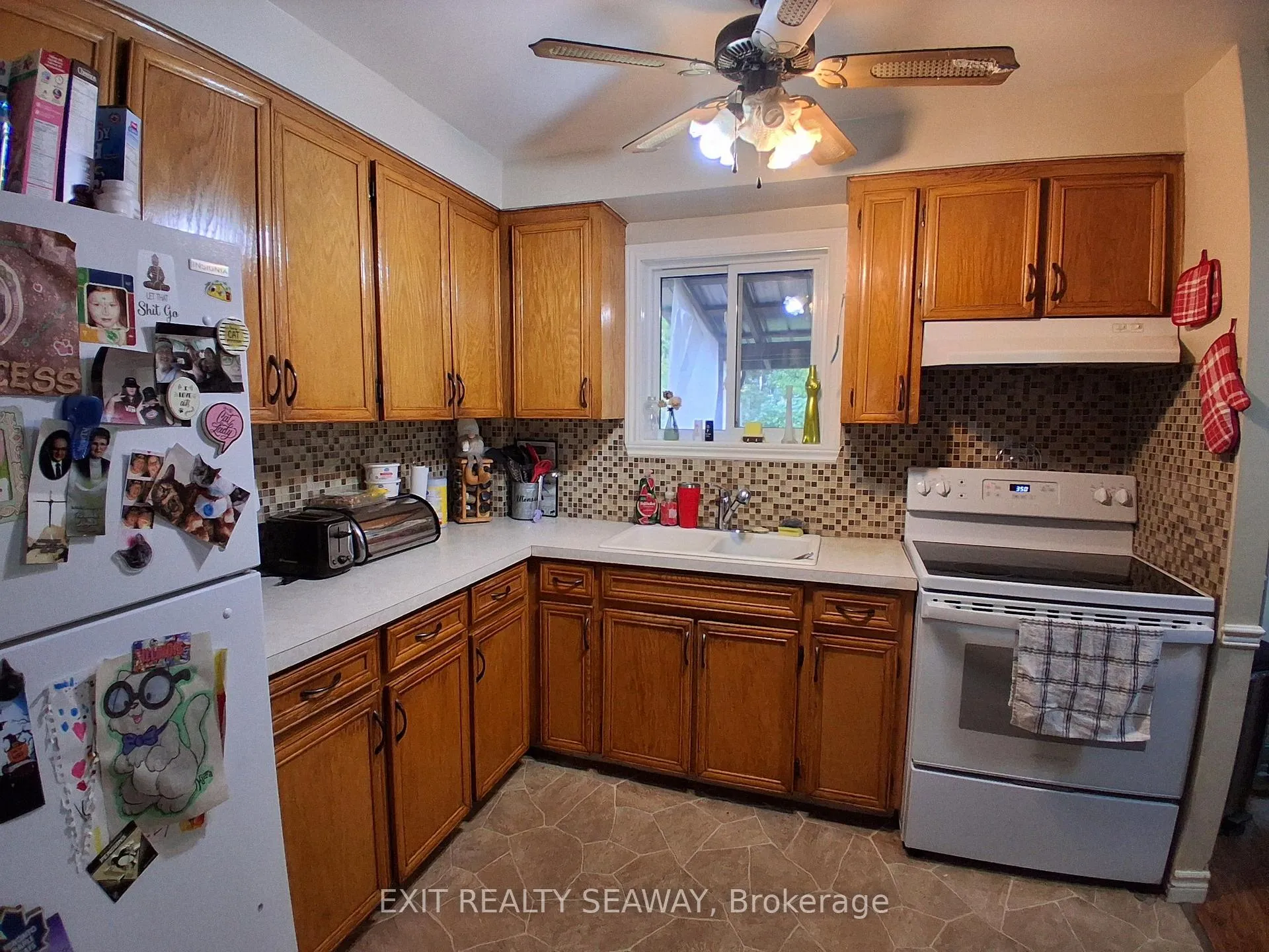 Photo 6 of 3337 Cadeb Avenue, Cornwall — HOMEH