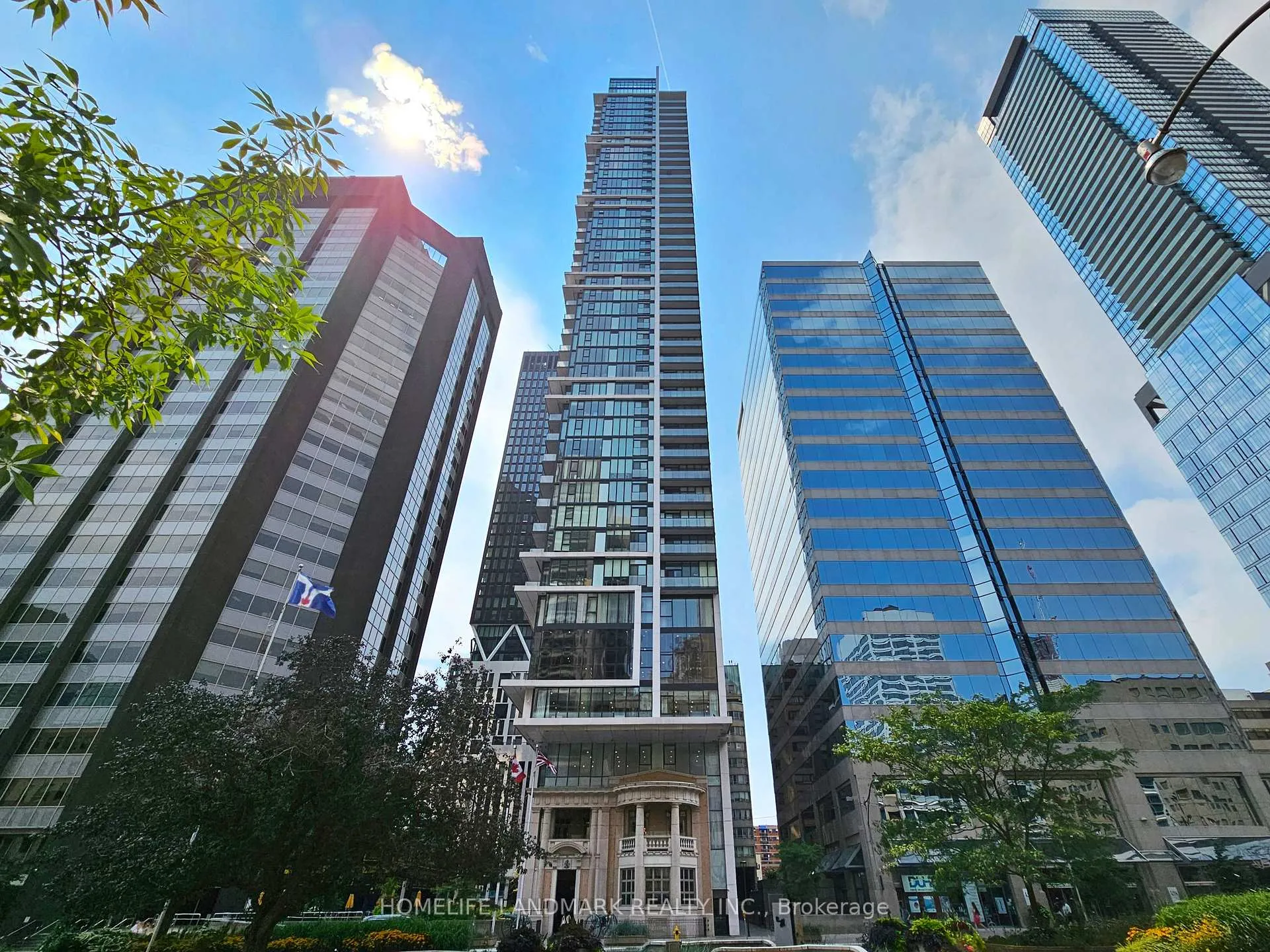 Photo 1 of Unit 1210, 426 University Avenue, Toronto, Kensington-Chinatown — HOMEH