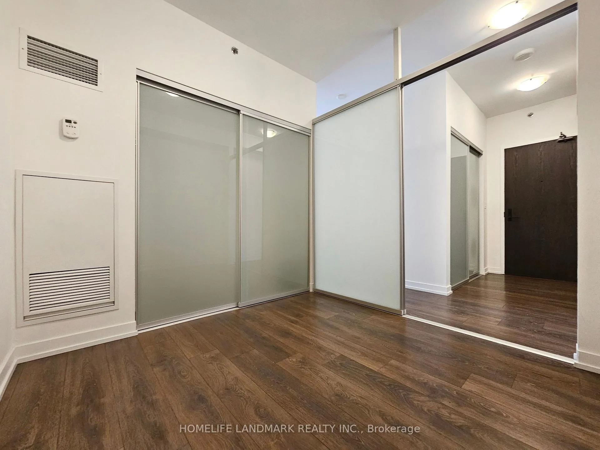 Photo 8 of Unit 1210, 426 University Avenue, Toronto, Kensington-Chinatown — HOMEH