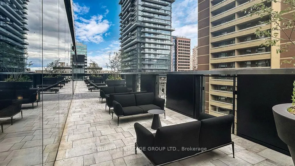 Photo 8 of Unit 3613, 55 Charles Street E, Toronto, Church-Yonge Corridor — HOMEH