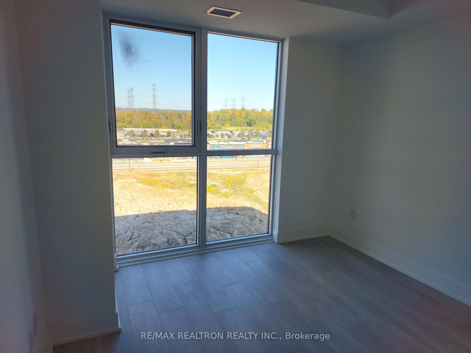 Photo 15 of Unit 734, 2545 Simcoe Street N, Oshawa, Windfields — HOMEH