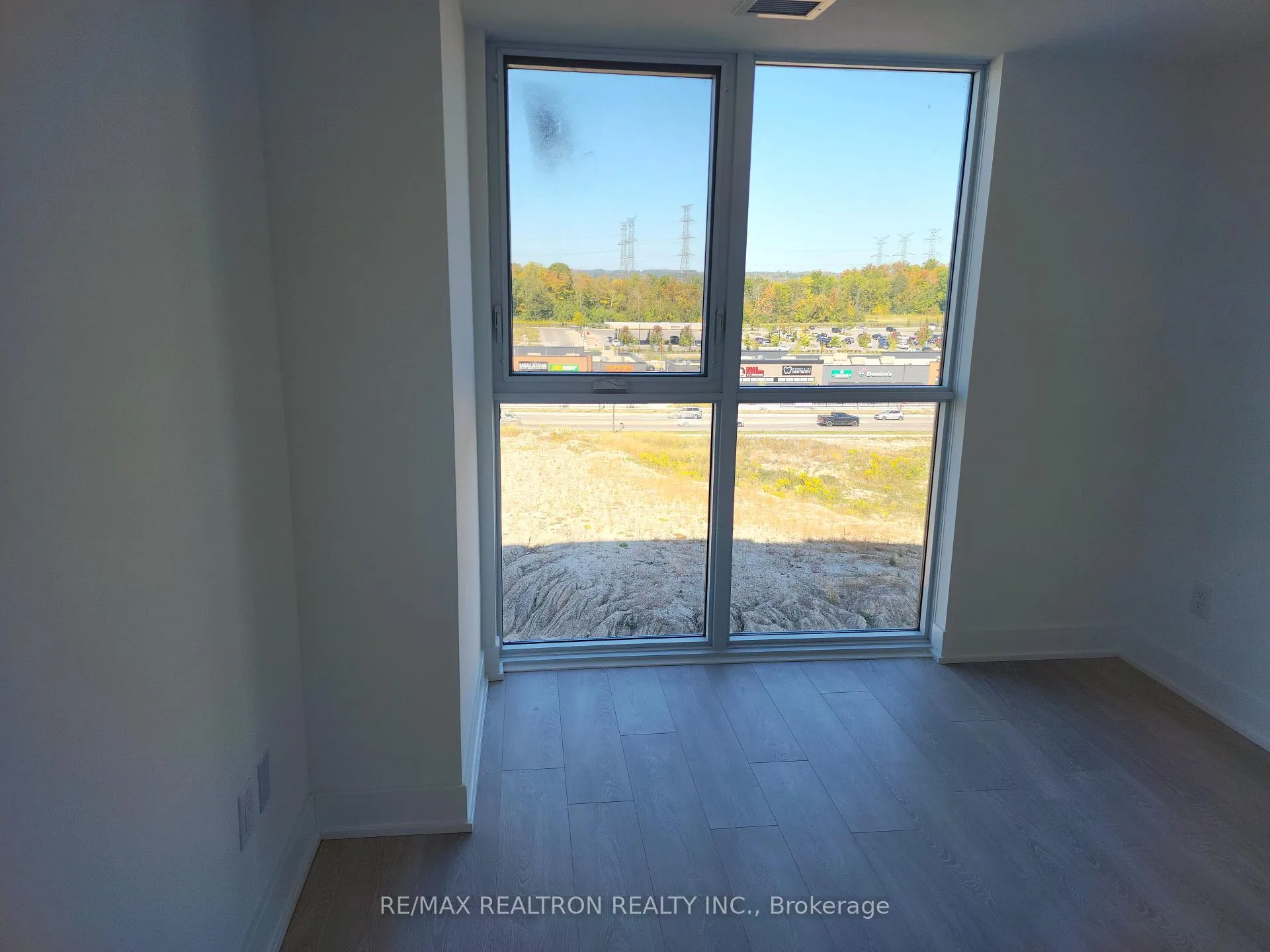 Photo 17 of Unit 734, 2545 Simcoe Street N, Oshawa, Windfields — HOMEH