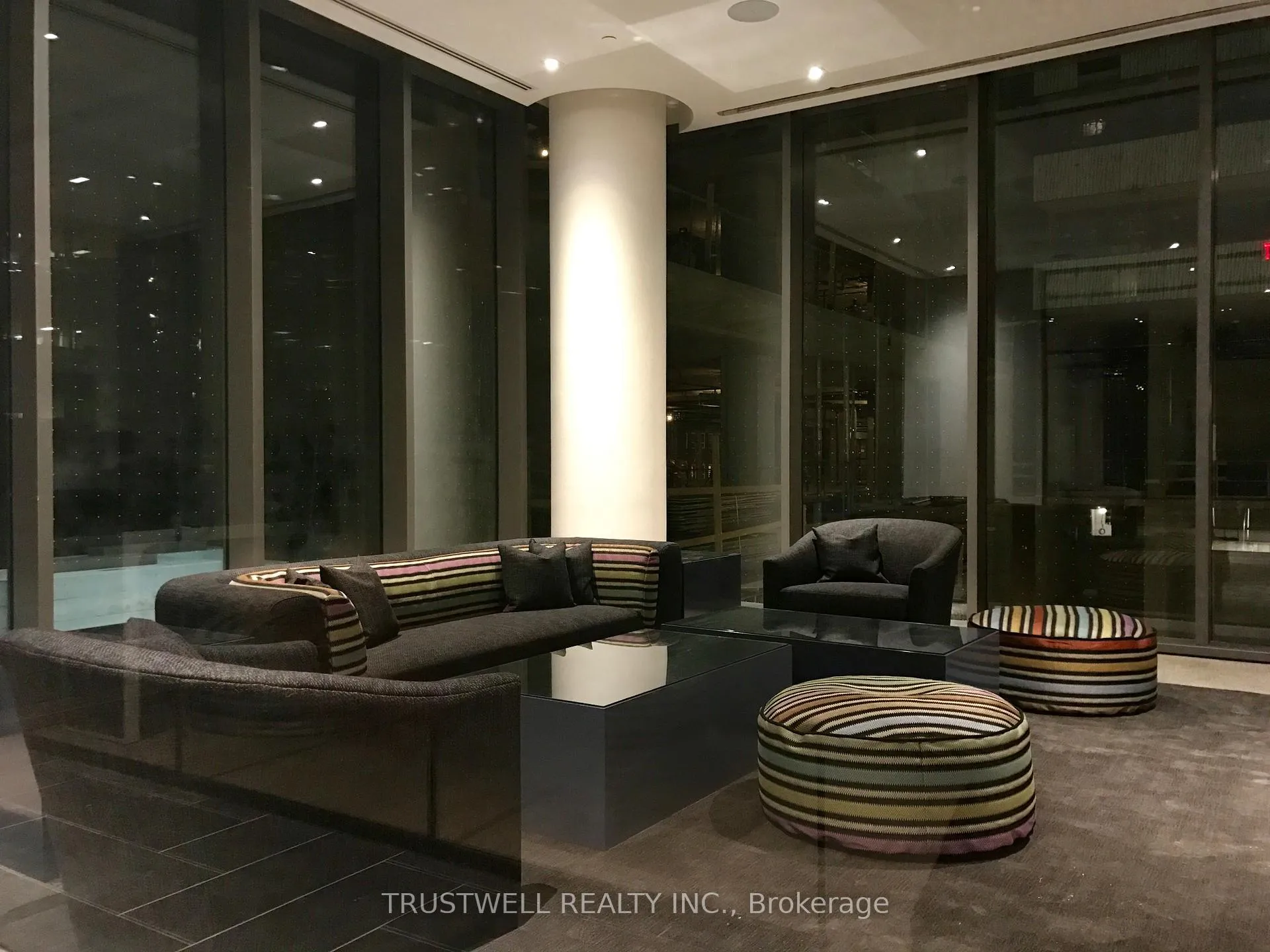 Photo 7 of Unit 810, 42 Charles Street E, Toronto, Church-Yonge Corridor — HOMEH