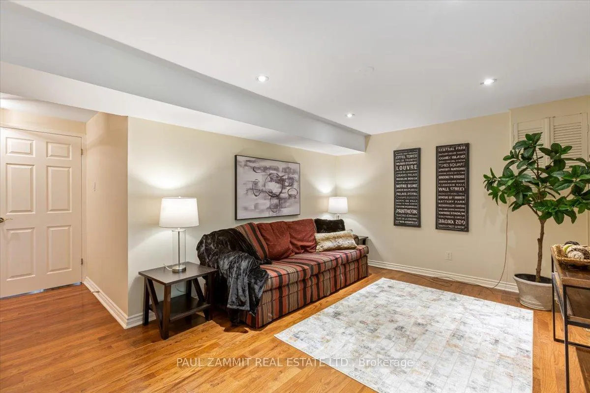Photo 17 of 220 Royal Orchard Boulevard, Markham, Royal Orchard — HOMEH