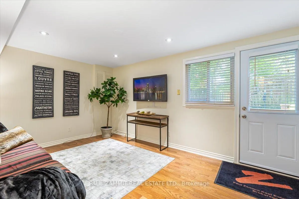 Photo 18 of 220 Royal Orchard Boulevard, Markham, Royal Orchard — HOMEH