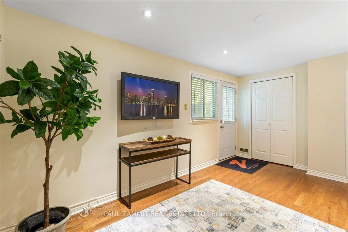 Photo 19 of 220 Royal Orchard Boulevard, Markham, Royal Orchard — HOMEH