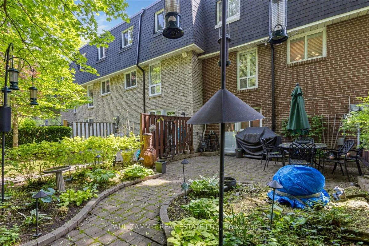 Photo 24 of 220 Royal Orchard Boulevard, Markham, Royal Orchard — HOMEH