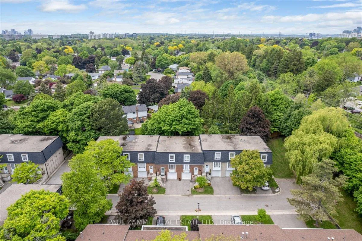 Photo 25 of 220 Royal Orchard Boulevard, Markham, Royal Orchard — HOMEH