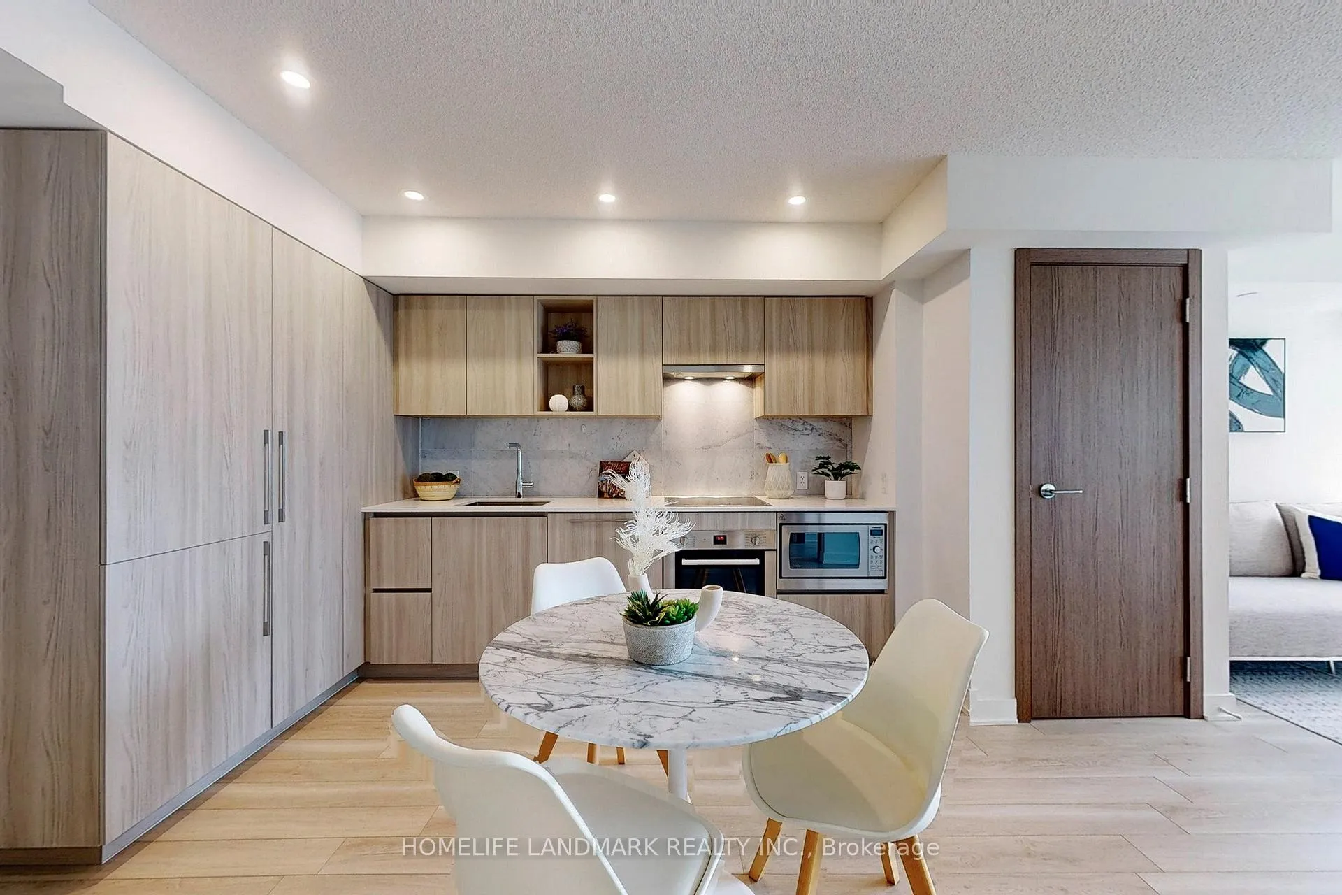 Photo 1 of Unit 2712, 17 Bathurst Street, Toronto, Waterfront Communities — HOMEH