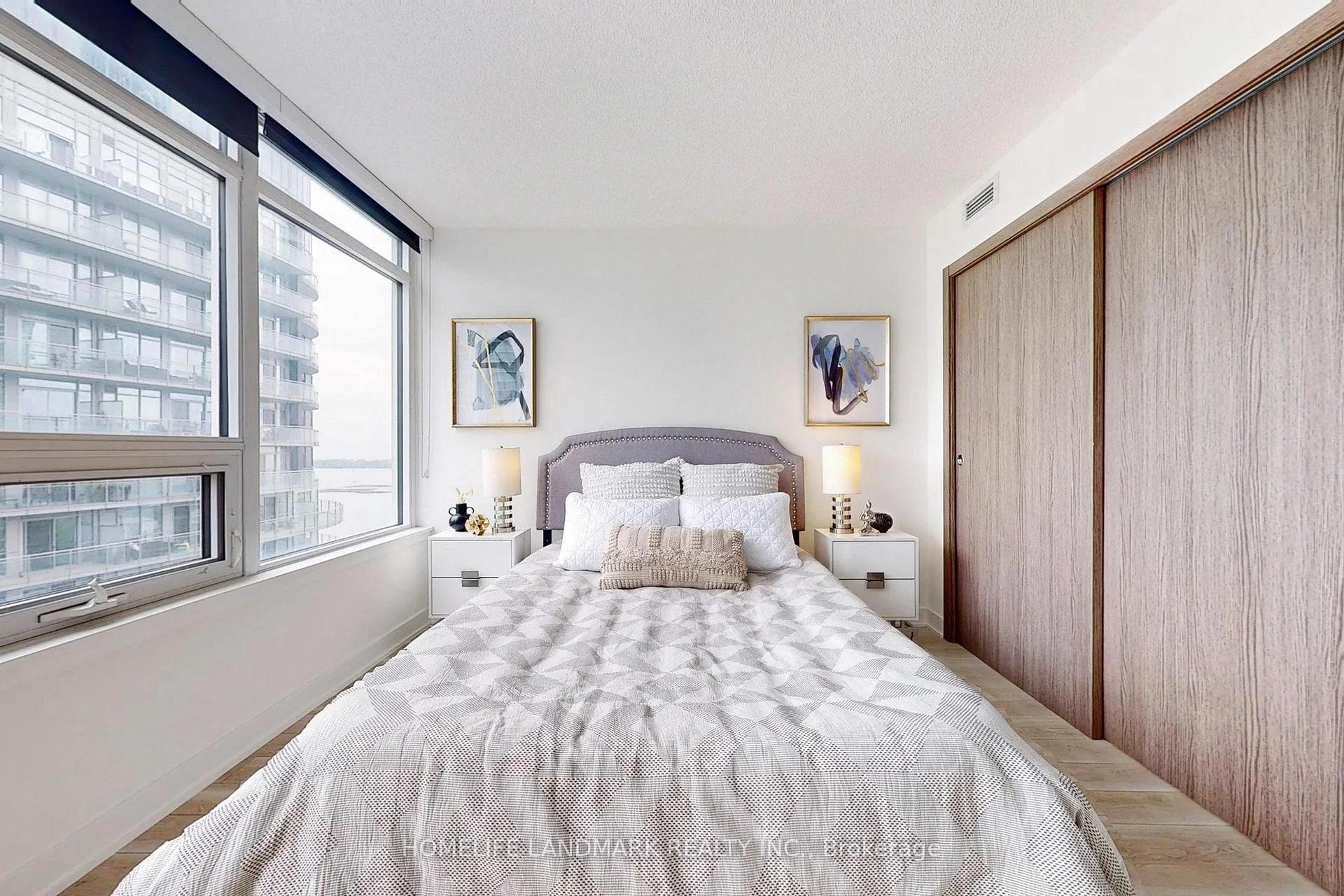 Photo 15 of Unit 2712, 17 Bathurst Street, Toronto, Waterfront Communities — HOMEH