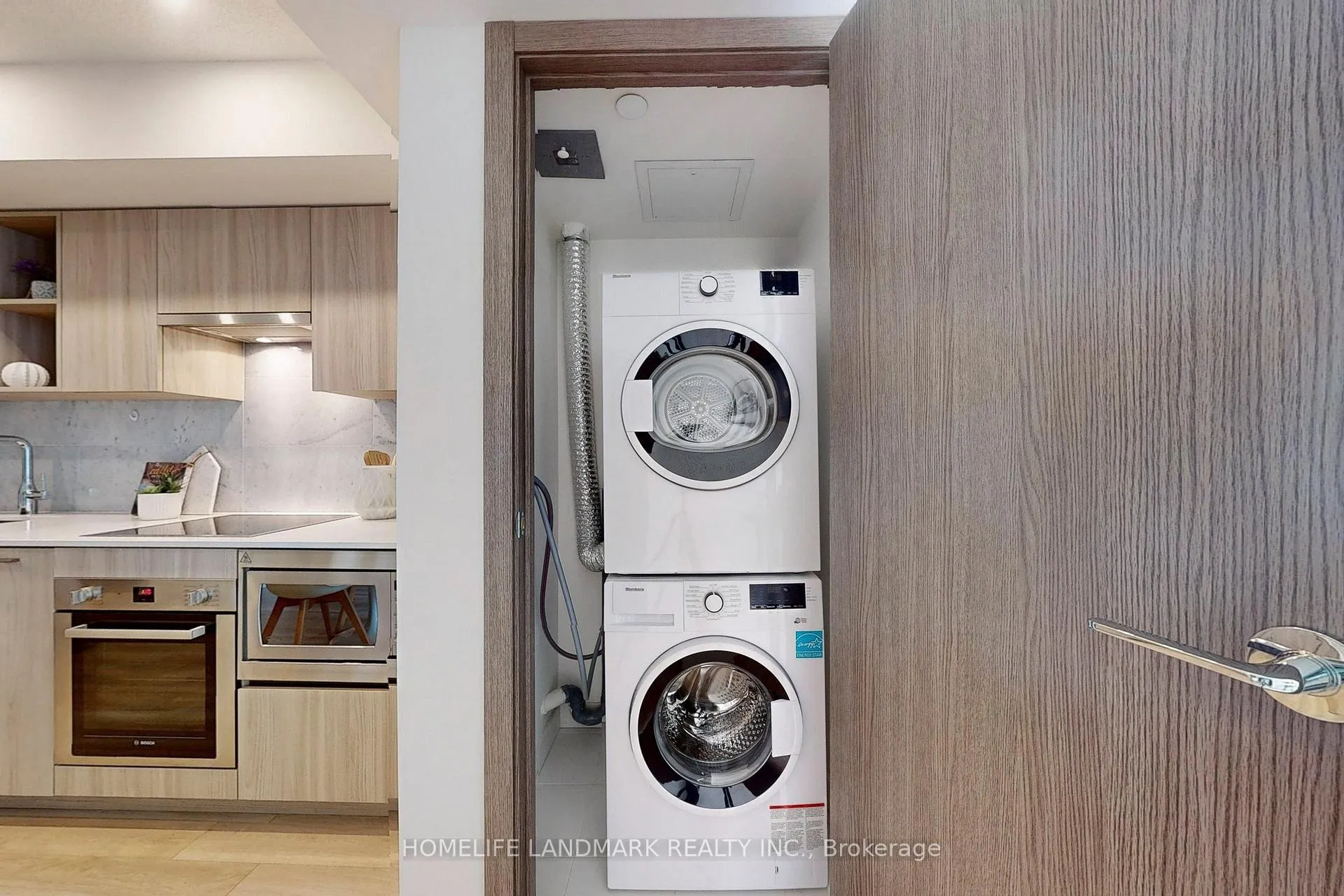 Photo 21 of Unit 2712, 17 Bathurst Street, Toronto, Waterfront Communities — HOMEH