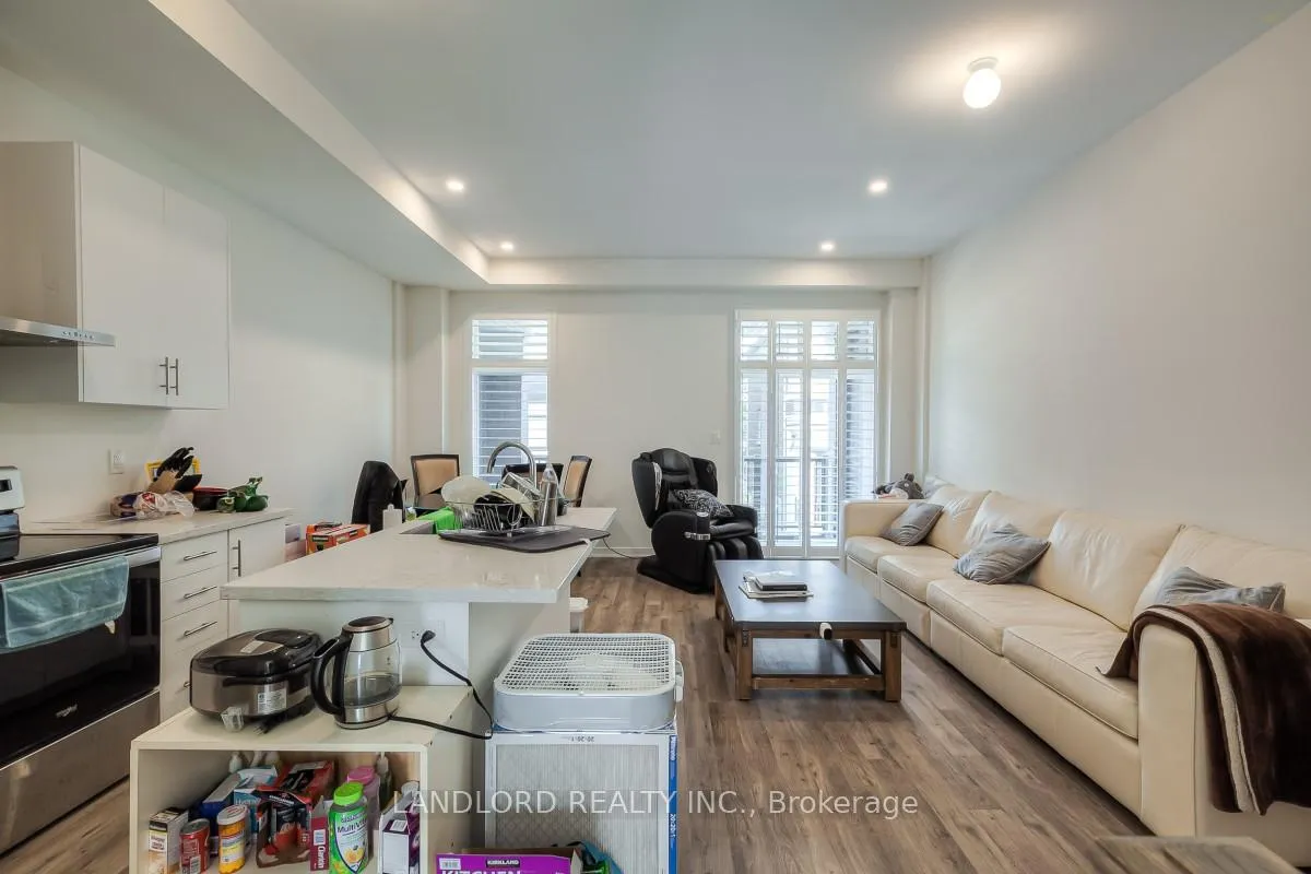 Photo 2 of 44 Armillo Place, Markham, Wismer — HOMEH