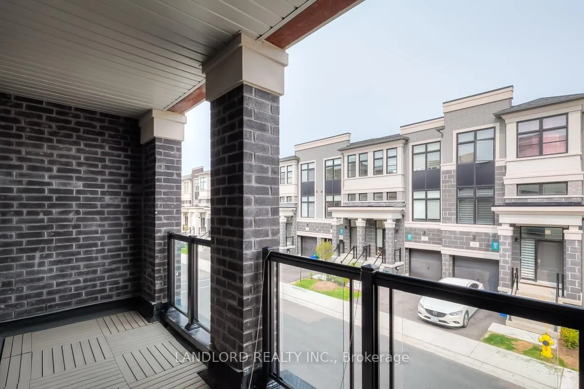 Photo 12 of 44 Armillo Place, Markham, Wismer — HOMEH