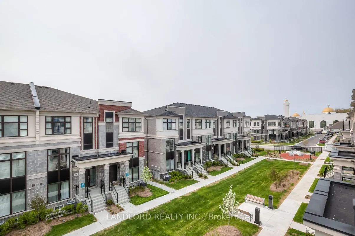 Photo 18 of 44 Armillo Place, Markham, Wismer — HOMEH