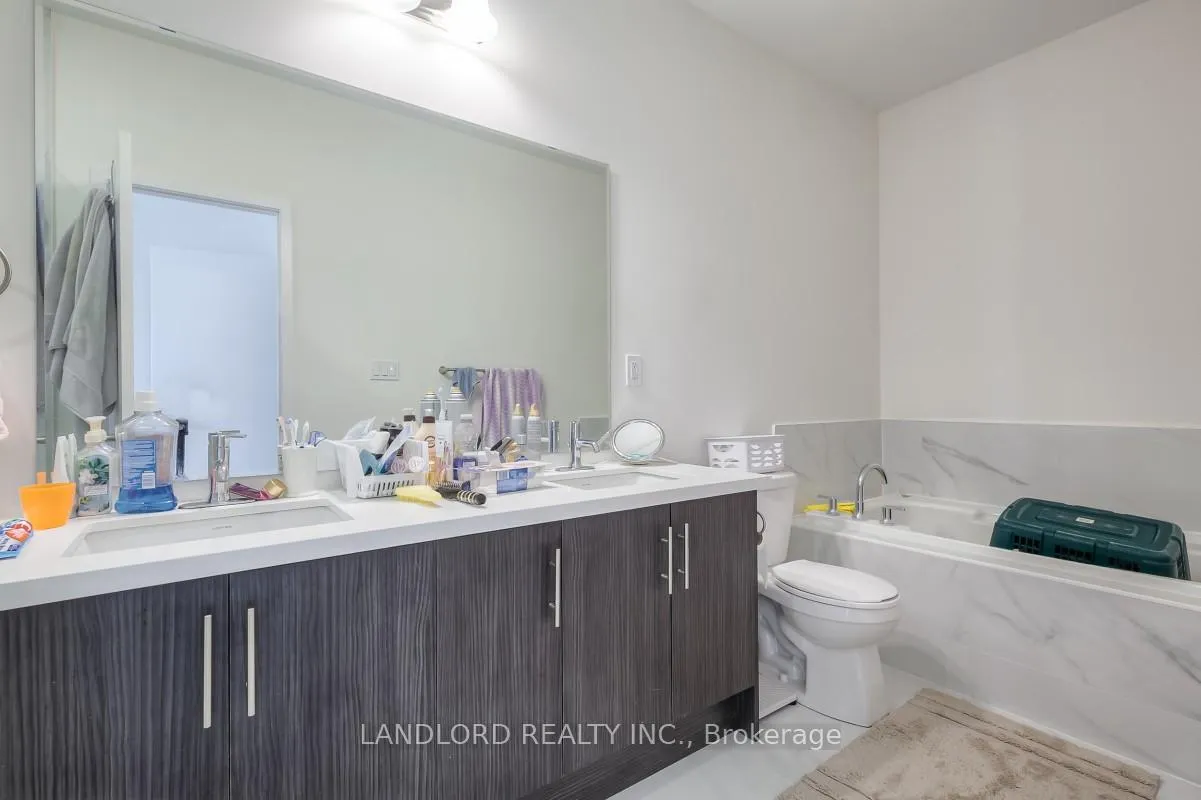 Photo 19 of 44 Armillo Place, Markham, Wismer — HOMEH