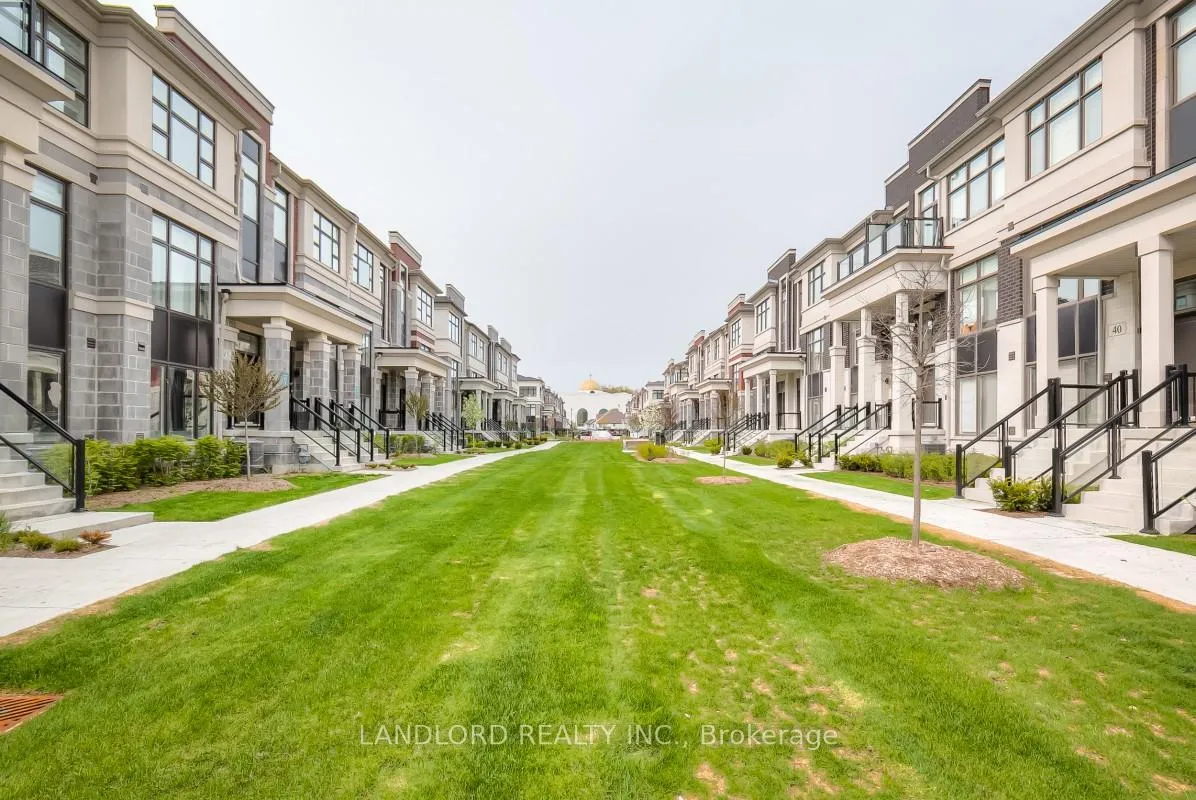 Photo 28 of 44 Armillo Place, Markham, Wismer — HOMEH