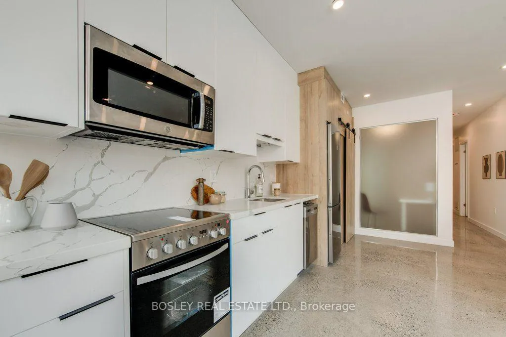 Photo 3 of Unit 26, 41 River Street, Toronto, Regent Park — HOMEH