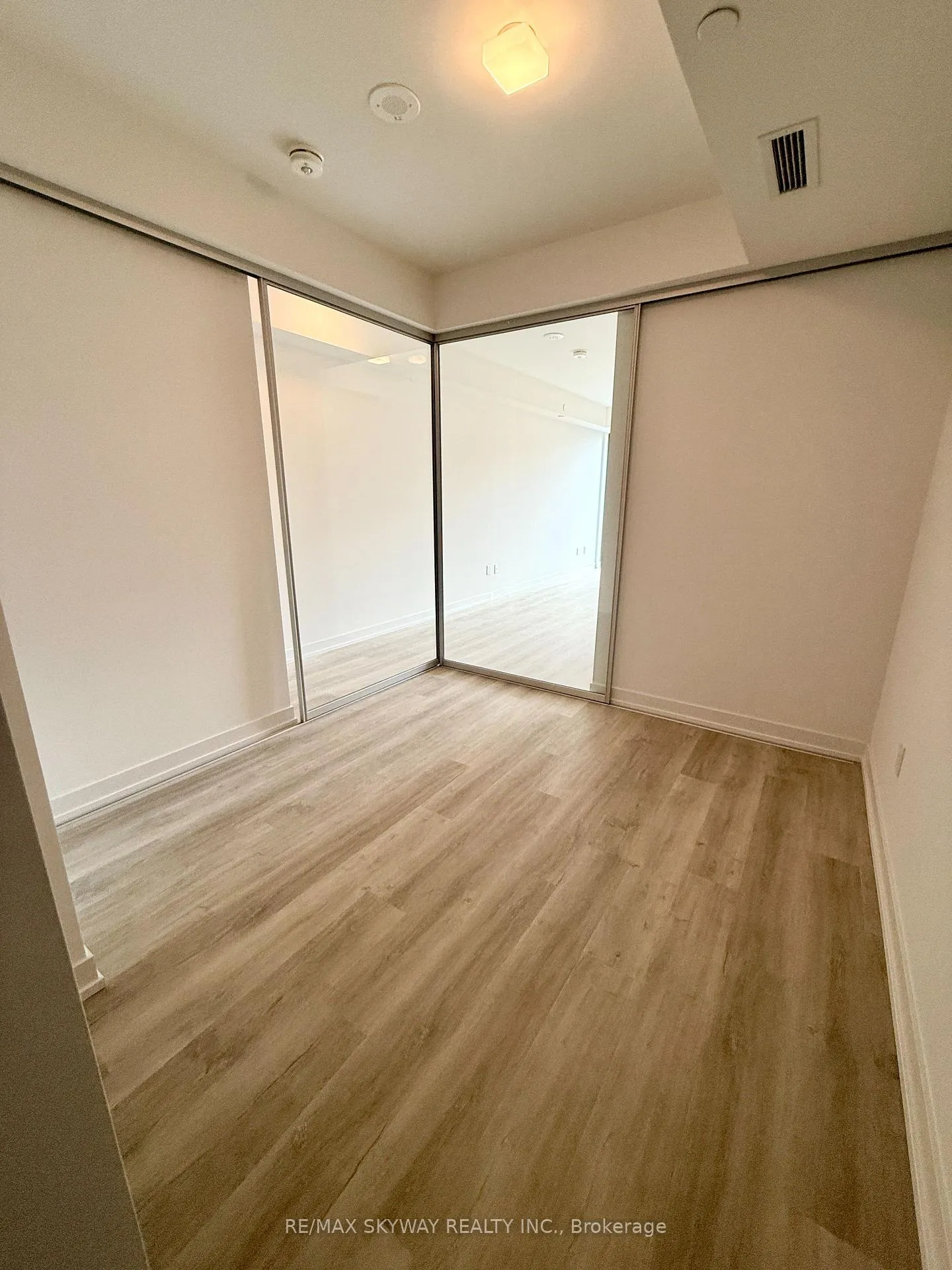 Photo 16 of Unit 504, 28 Eastern Avenue W, Toronto, Moss Park — HOMEH
