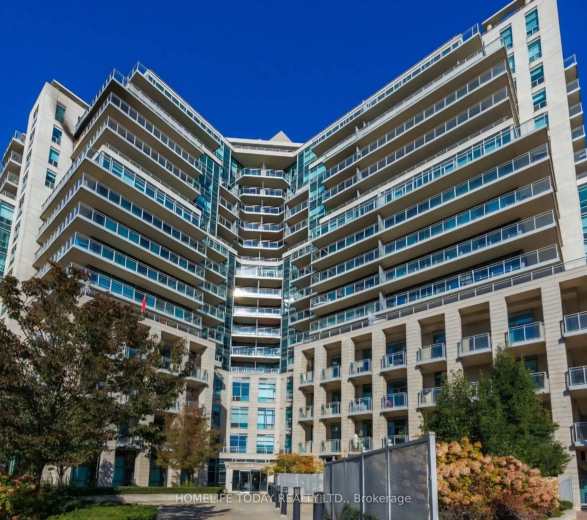 Front of Unit 1507, 410 Queens Quay W