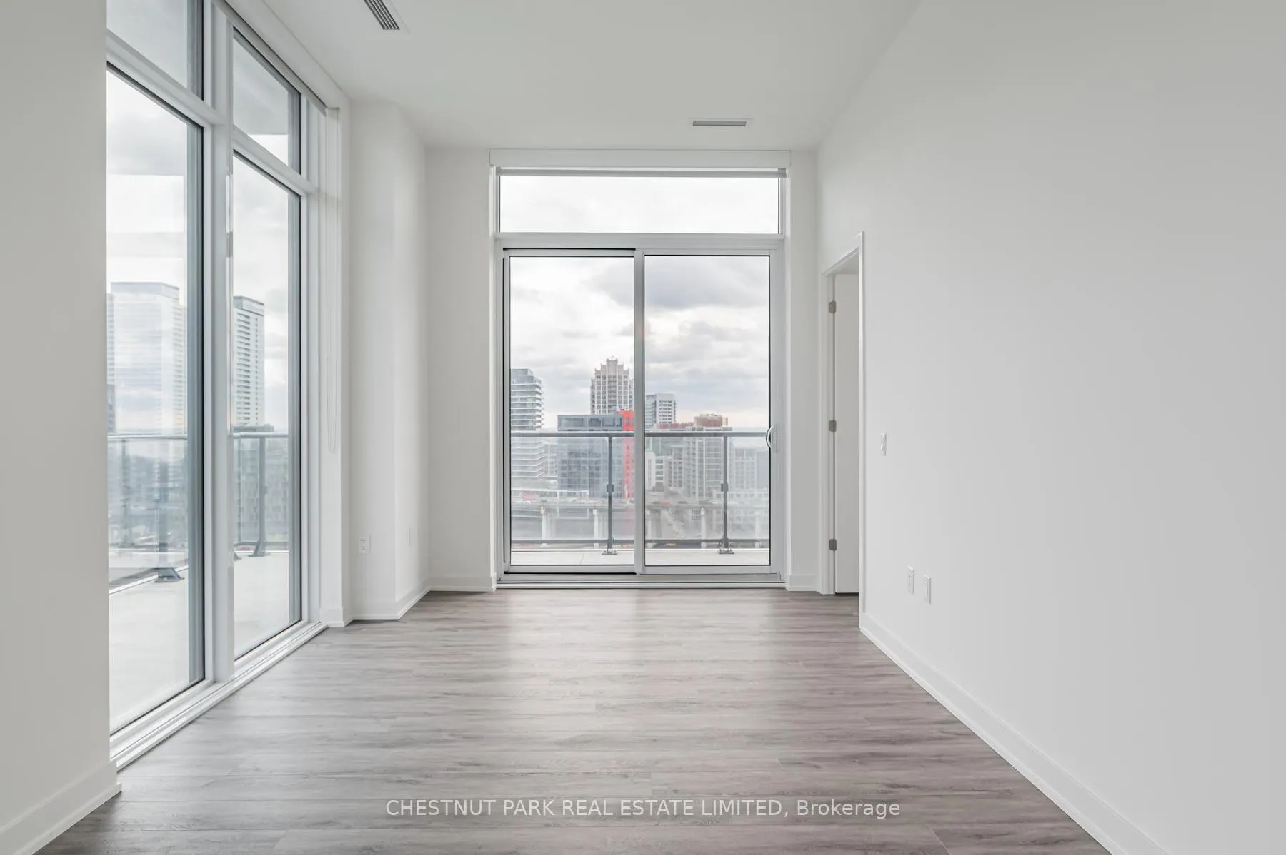 Photo 17 of Unit PH02, 9 Tecumseth Street, Toronto, Niagara — HOMEH