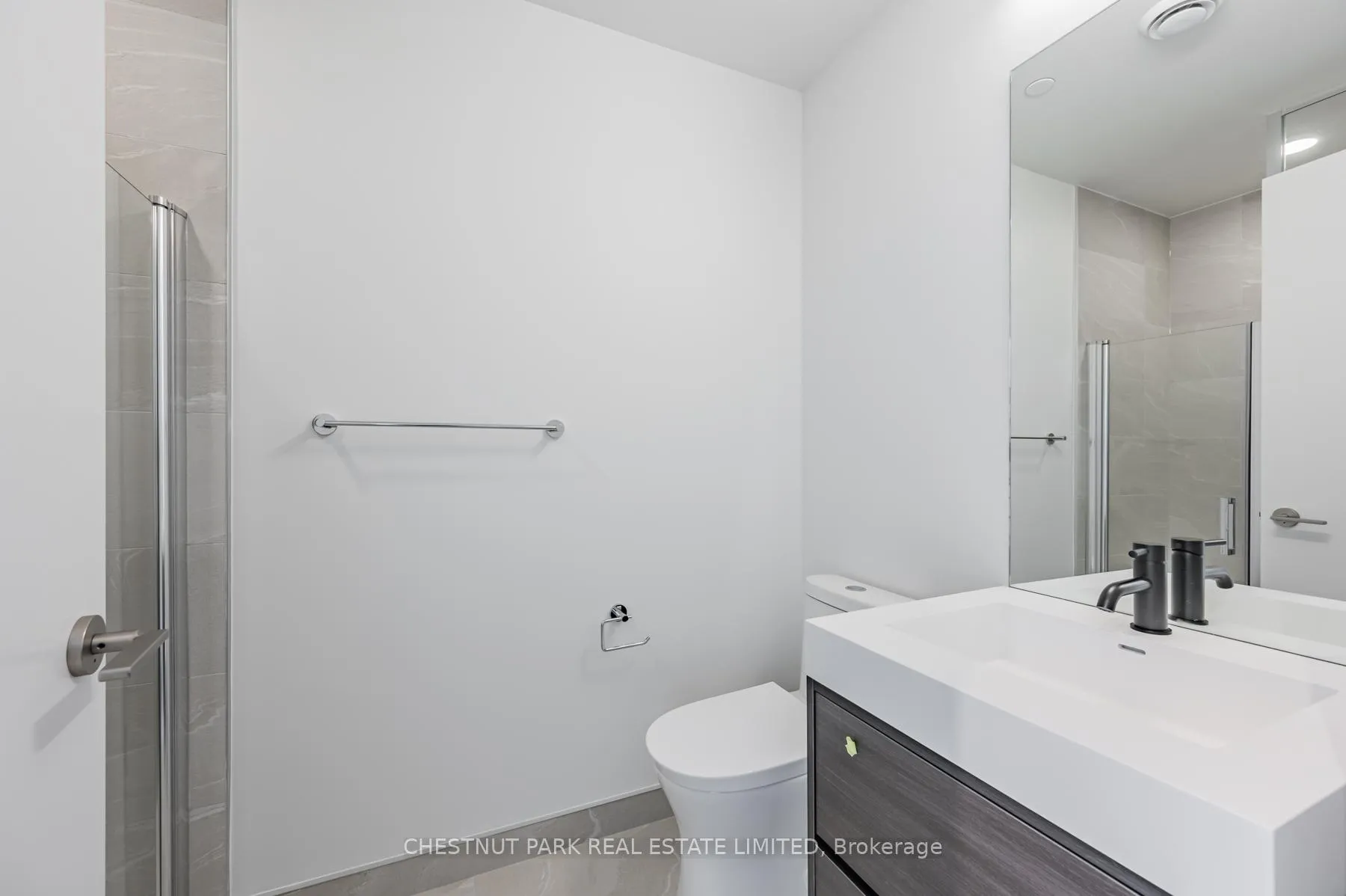 Photo 21 of Unit PH02, 9 Tecumseth Street, Toronto, Niagara — HOMEH
