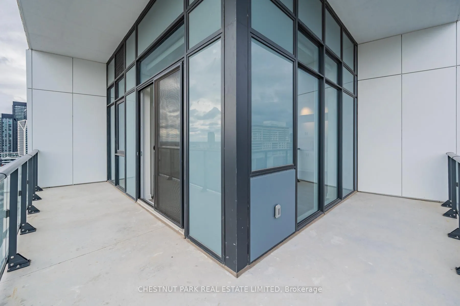 Photo 23 of Unit PH02, 9 Tecumseth Street, Toronto, Niagara — HOMEH