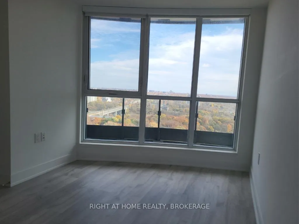 Photo 6 of Unit 2617, 585 Bloor Street E, Toronto, North St. James Town — HOMEH