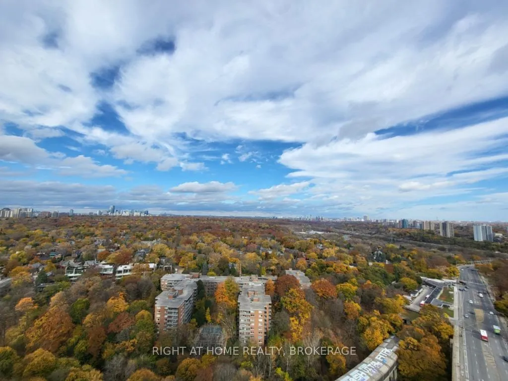 Photo 13 of Unit 2617, 585 Bloor Street E, Toronto, North St. James Town — HOMEH