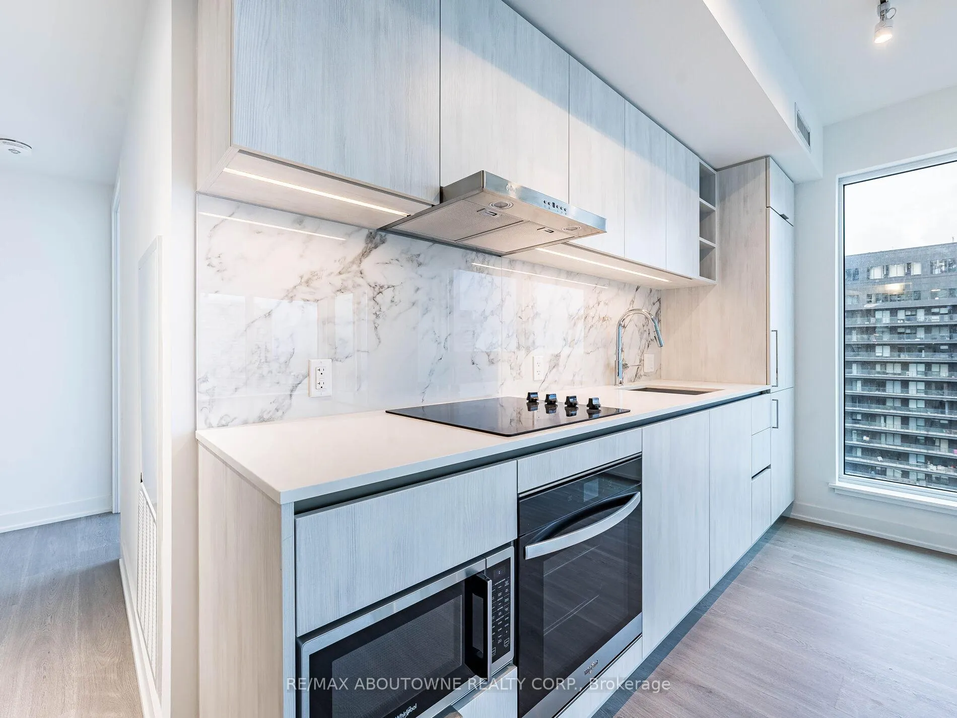 Photo 15 of Unit 4703, 8 Wellesley Street W, Toronto, Bay Street Corridor — HOMEH