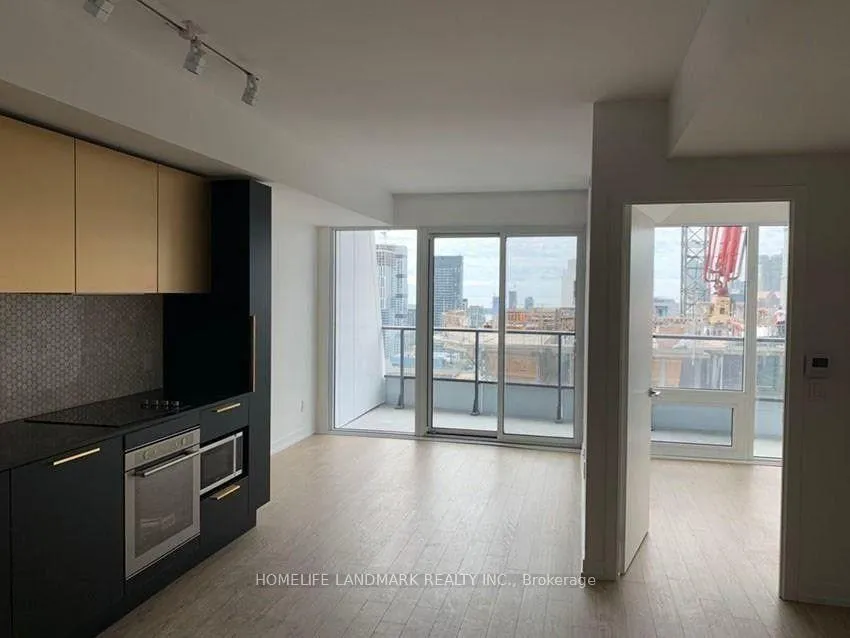 Photo 5 of Unit 3602, 85 Wood Street, Toronto, Church-Yonge Corridor — HOMEH